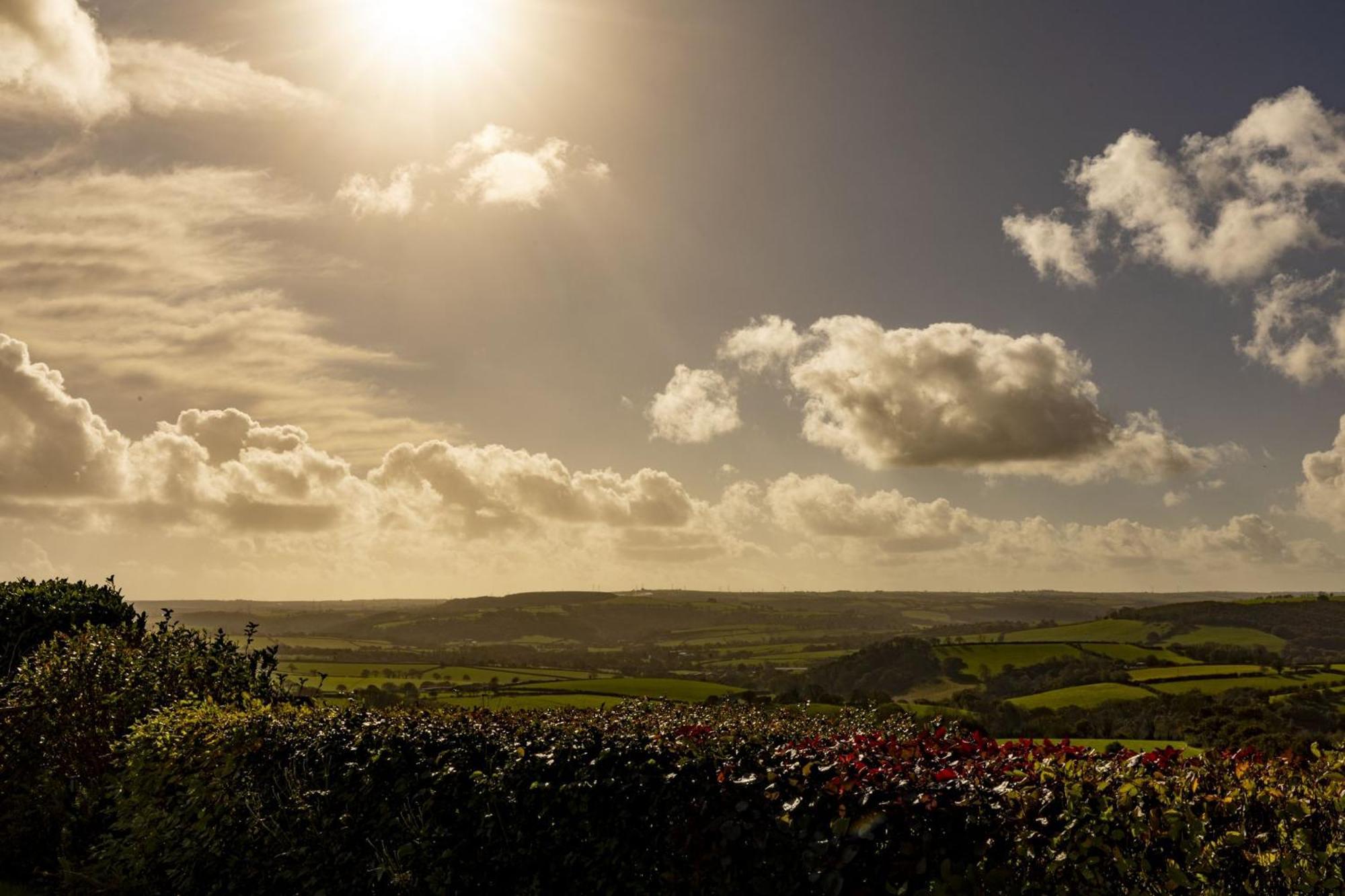 The Hidden Valley - A Stylish Rural Retreat, Perfect For Families St Clears Exterior foto